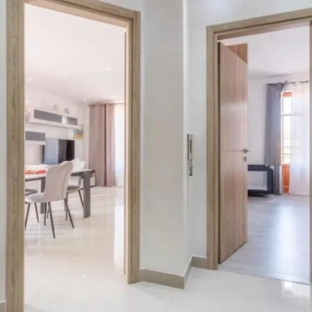 Bienvenue Chez Sarah Apartment *